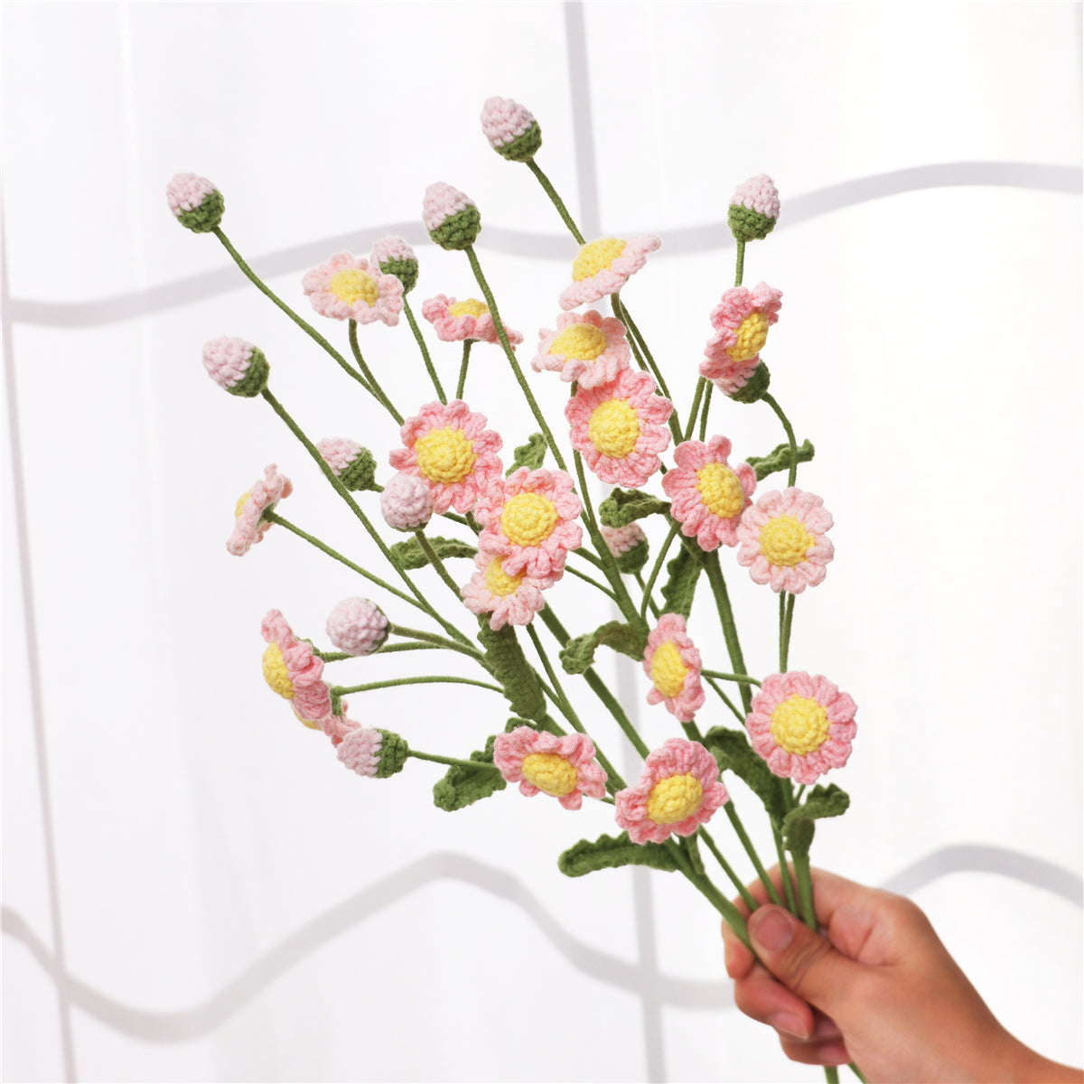 4 pcs Handmade Crochet Multi-Head Daisy(MXA37)