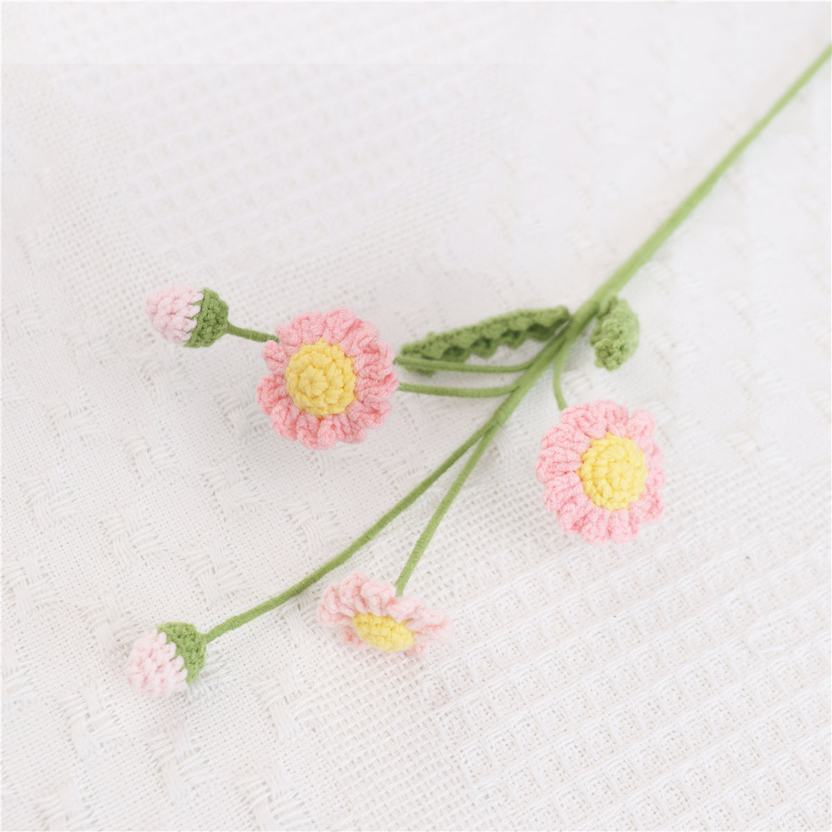 4 pcs Handmade Crochet Multi-Head Daisy(MXA37)