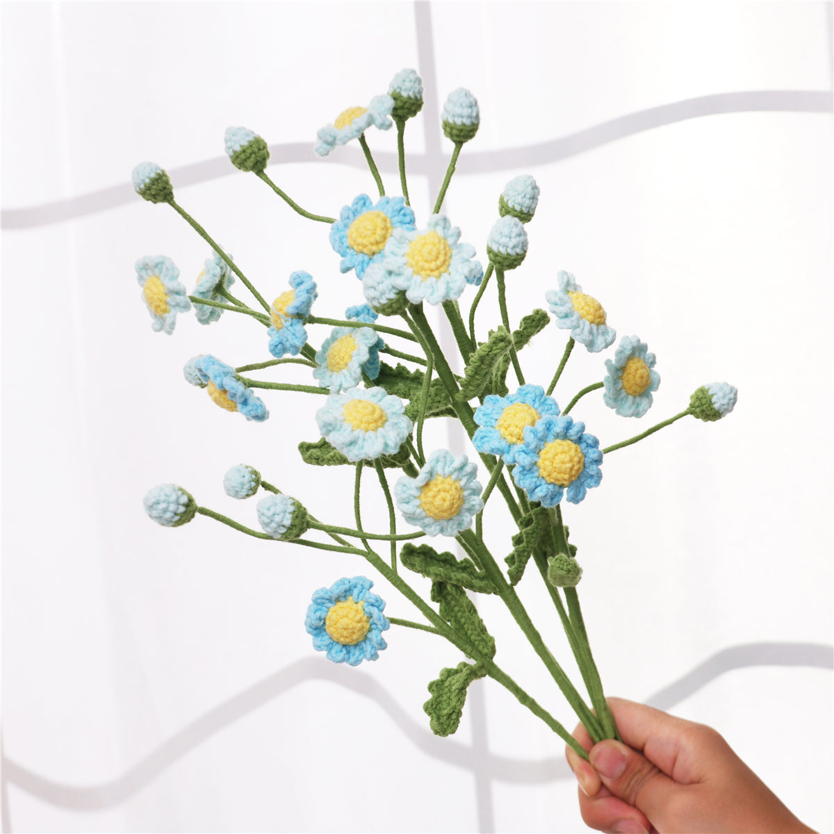 4 pcs Handmade Crochet Multi-Head Daisy(MXA37)