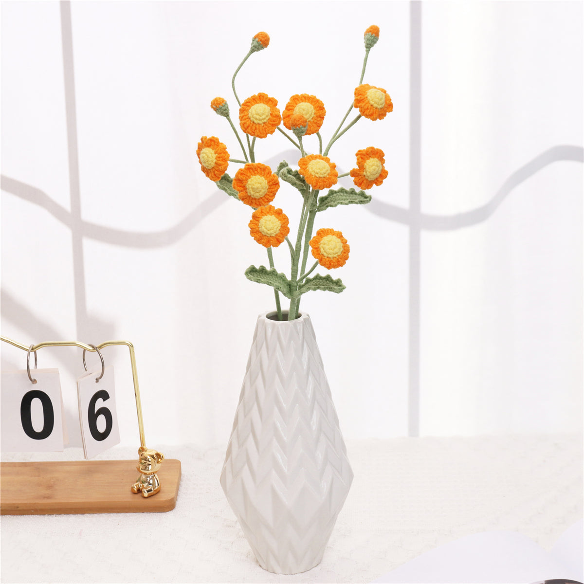 4 pcs Handmade Crochet Multi-Head Daisy(MXA37)