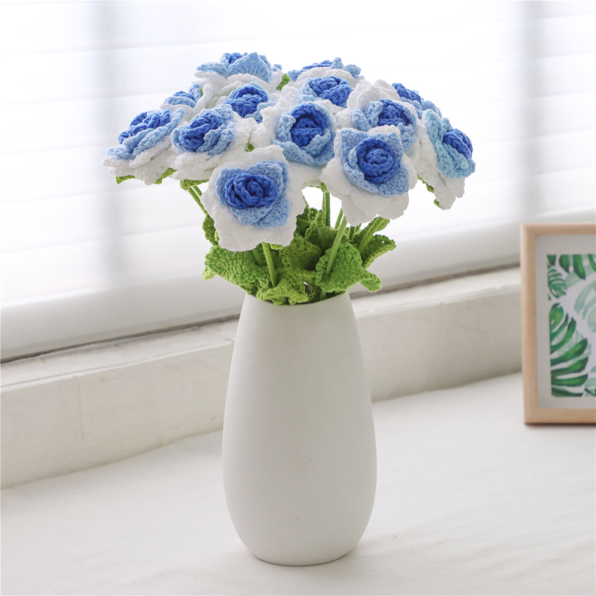 12 pcs Colorful Crochet Pointed-Petal Roses(MAX06)
