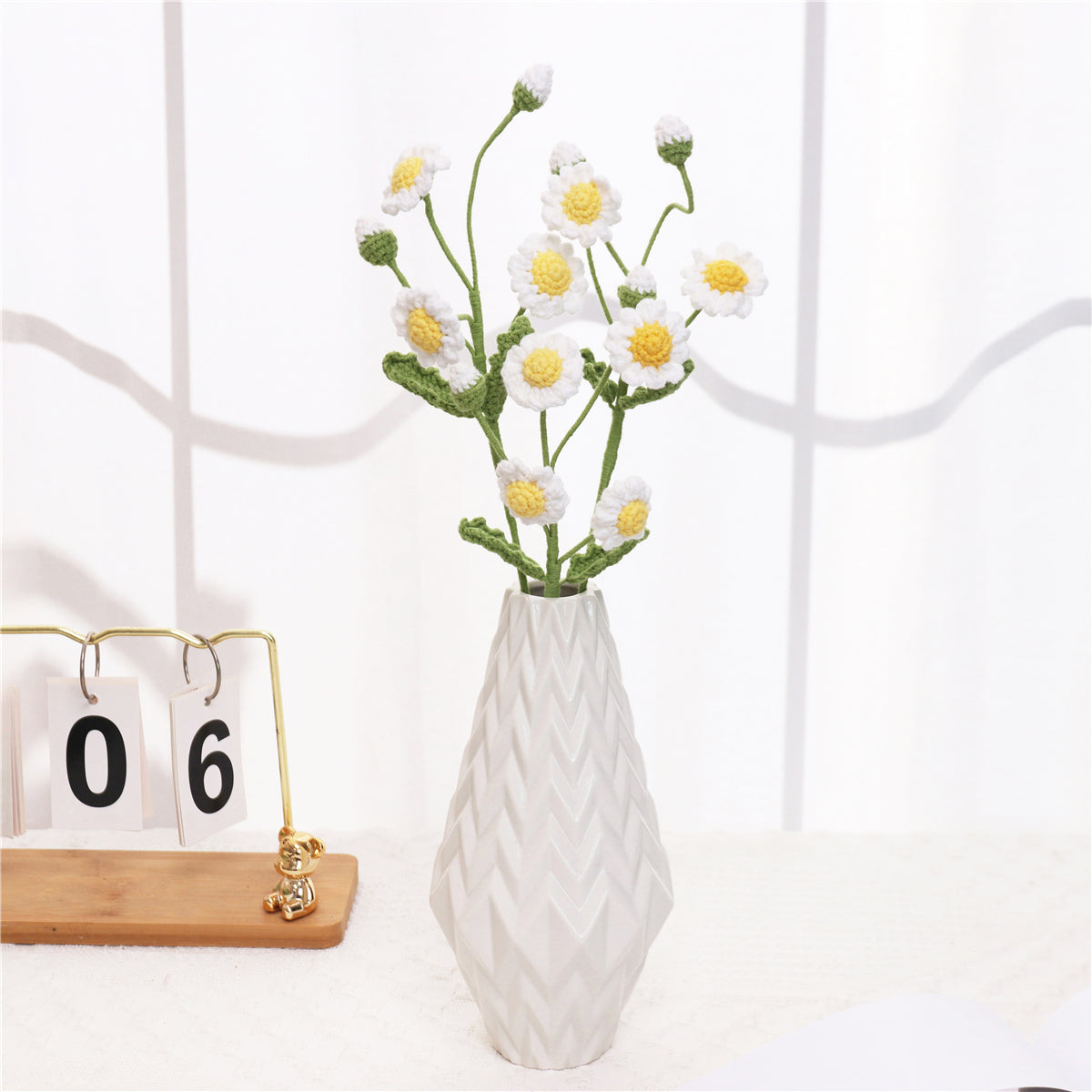4 pcs Handmade Crochet Multi-Head Daisy（MXA37）