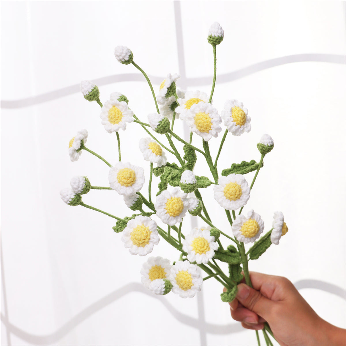 4 pcs Handmade Crochet Multi-Head Daisy（MXA37）